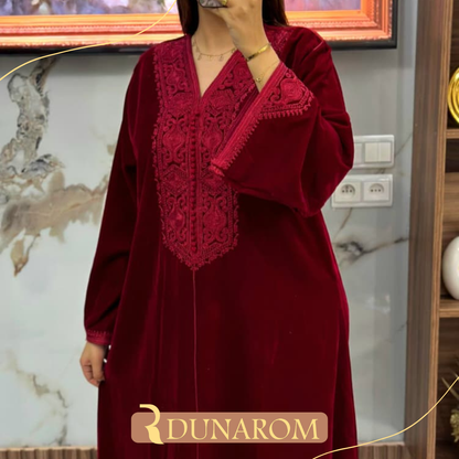 😍✨ قفطان مبرة تاج الفاخر